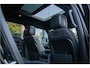 Land Rover Defender 110 5.0 V8 525PK | Incl.BTW | NL Auto | ACC | 360 Cam | Head Up | Pano | Full PPF | Luchtvering | Koelkast | Lane & Side Assist | E.Trekhaak 3500kg | Voorruitverwarming + Stuurverwarming | Meridian Audio | 22" | Sport Uitlaat | Garagedeur opener (Homelink) | Apple & Android Carplay | Dealer Onderhouden | Alarm.