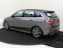 Mercedes-Benz B-klasse 180 Business Solution AMG Parkeercamera / Stoelverwarming / elektrische kofferklep /