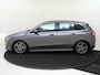 Mercedes-Benz B-klasse 180 Business Solution AMG Parkeercamera / Stoelverwarming / elektrische kofferklep /