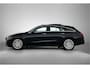 Mercedes-Benz CLA Shooting Brake 180 Luxury Line | Achteruitrijcamera | Lederen bekleding | EASY PACK achterklep | Keyless Entry | Smartphone intergratie | Inclusief 24 maanden MB Certified garantie voor Europa.