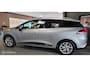Renault Clio Estate 0.9 TCe Limited Incl. Afleveringsbeurt en Nieuwe APK