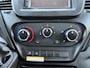IVECO Daily 35C14 2.3 375 Laadklep 500kg Trekhaak 3500kg trekgewicht Airco 2-Persoons Open laadbak Pick-up P-up Telefoonverbinding Euro 6 Bakwagen