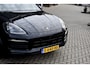 Porsche Cayenne Coupé 3.0 E-Hybrid 462pk Platinum Edition SportDesign | Pano | ACC | Trekhaak | 22'' Wielen | Bose | Achterasbesturing | Stoelventilatie | Sportuitlaat |