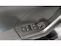 Volkswagen T-Cross 1.0 TSI Life Edition | Trekhaak | Climatronic | 17" velgen | Camera | Navigatie |