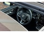 Volvo XC40 B4 Plus Black Edition | Panoramisch schuif-/kanteldak | Elektrisch verstelbare voorstoelen met geheugenfunctie | 360 graden camera | Extra getint glas achter | Premium audio by Harman Kardon | Dak in contrasterende kleur Black Stone | Stoel- / stuurwielverwarming | 20 inch. lichtmetalen velgen | Adaptieve cruise control | BLIS