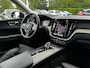 Volvo XC60 2.0 B5 250 PK Inscription Aut. | SCHUIF/KANTELDAK| HEAD UP DISPLAY| LEDER| ADAPTIEVE CRUISE CONTROL| HARMAN/KARDON SOUND| DODEHOEK DETECTIE| FULL LED|