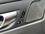 Volvo XC60 2.0 B5 250 PK Inscription Aut. | SCHUIF/KANTELDAK| HEAD UP DISPLAY| LEDER| ADAPTIEVE CRUISE CONTROL| HARMAN/KARDON SOUND| DODEHOEK DETECTIE| FULL LED|