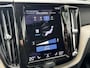 Volvo XC60 2.0 B5 250 PK Inscription Aut. | SCHUIF/KANTELDAK| HEAD UP DISPLAY| LEDER| ADAPTIEVE CRUISE CONTROL| HARMAN/KARDON SOUND| DODEHOEK DETECTIE| FULL LED|
