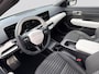 Kia EV4 Fastback GT-Line Business Edition 81.4 kWh | Stoel- en stuurwielverwarming | Adaptieve Cruisecontrol | Privacy glass | Achteruitrijcamera | Elektrisch verstelbare voorstoelen |