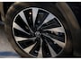 Volkswagen T-Roc Life First Edition 1.5 eTSI 85 kW / 116 PK SUV 7 versn. DSG | Stoelverwarming | Stuurverwarming | Achteruitrijcamera | Trekhaak |