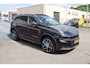 Lynk & Co 01 1.5 Panoramadak/360° Camera/Keyless/Lane assist/Adaptive cruise control/Apple carplay/Climate control/Stoelverwarming/Dodehoek detectie/Elektrisch sluitende achterklep/Elektrisch verstelbare stoel met geheugen