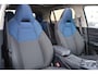 Lynk & Co 01 1.5 Panoramadak/360° Camera/Keyless/Lane assist/Adaptive cruise control/Apple carplay/Climate control/Stoelverwarming/Dodehoek detectie/Elektrisch sluitende achterklep/Elektrisch verstelbare stoel met geheugen
