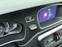 Volvo V40 2.0 T4 190pk Business Sport / Panorama dak / Lederen bekleding / On call / Stoelverwarming / Camera /
