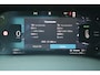 Volvo EX40 Single Motor Extended Range Plus 82 kWh | Trekhaak | Verwarmbare voorstoelen en stuurwiel | Warmtepomp | Premium audio by Harman Kardon | Apple carplay/Android auto | Adaptieve cruise control