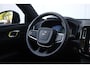Volvo EX40 Single Motor Extended Range Plus 82 kWh | Trekhaak | Verwarmbare voorstoelen en stuurwiel | Warmtepomp | Premium audio by Harman Kardon | Apple carplay/Android auto | Adaptieve cruise control