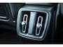 Volvo EX40 Single Motor Extended Range Plus 82 kWh | Trekhaak | Verwarmbare voorstoelen en stuurwiel | Warmtepomp | Premium audio by Harman Kardon | Apple carplay/Android auto | Adaptieve cruise control