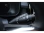 Volvo EX40 Single Motor Extended Range Plus 82 kWh | Trekhaak | Verwarmbare voorstoelen en stuurwiel | Warmtepomp | Premium audio by Harman Kardon | Apple carplay/Android auto | Adaptieve cruise control