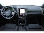 Volvo EX40 Single Motor Extended Range Plus 82 kWh | Trekhaak | Verwarmbare voorstoelen en stuurwiel | Warmtepomp | Premium audio by Harman Kardon | Apple carplay/Android auto | Adaptieve cruise control