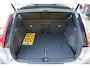 Volvo EX40 Single Motor Extended Range Plus 82 kWh | Trekhaak | Verwarmbare voorstoelen en stuurwiel | Warmtepomp | Premium audio by Harman Kardon | Apple carplay/Android auto | Adaptieve cruise control