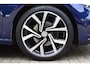 Volkswagen Golf 1.5 TSI DSG Aut. Highline Trekhaak | Stoelverw. | 2X PDC