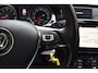 Volkswagen Golf 1.5 TSI DSG Aut. Highline Trekhaak | Stoelverw. | 2X PDC
