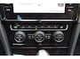 Volkswagen Golf 1.5 TSI DSG Aut. Highline Trekhaak | Stoelverw. | 2X PDC
