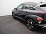 Hyundai Kona 1.6 GDI HEV Premium Sky | Lederen bekleding | Apple Carplay/Android Auto | Schuif-/Kantel Dak | Stoelverwarming | Navigatiesysteem Full Map | Lichtmetalen Velgen 18'' |