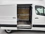 Volkswagen Crafter 28 2.0 TDI L1H1 Euro 6 Camera Geveerde stoel Trekhaak Cruise Control