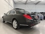 Mercedes-Benz S-klasse 500 4Matic Prestige Plus PANO/BURMESTER/NAPPA-LEER/SOFT-CLOSE/360CAMERA/VENTILATIE/LUCHTVERING/SFEER/DISTRONIC/ALCANTARA-HEMEL/OBSIDIANSCHWARZ/VOLLEDIG MERCEDES DEALER HISTORIE