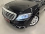 Mercedes-Benz S-klasse 500 4Matic Prestige Plus PANO/BURMESTER/NAPPA-LEER/SOFT-CLOSE/360CAMERA/VENTILATIE/LUCHTVERING/SFEER/DISTRONIC/ALCANTARA-HEMEL/OBSIDIANSCHWARZ/VOLLEDIG MERCEDES DEALER HISTORIE