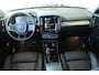Volvo XC40 T4 Recharge Inscription | Panoramadak | Lederen Bekleding | Parkeercamera | Parkeersensoren voor + achter | Stoelverwarming | Stuurwielverwarming | Navigatie | Apple Carplay / Android Auto