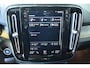 Volvo XC40 T4 Recharge Inscription | Panoramadak | Lederen Bekleding | Parkeercamera | Parkeersensoren voor + achter | Stoelverwarming | Stuurwielverwarming | Navigatie | Apple Carplay / Android Auto