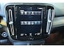 Volvo XC40 T4 Recharge Inscription | Panoramadak | Lederen Bekleding | Parkeercamera | Parkeersensoren voor + achter | Stoelverwarming | Stuurwielverwarming | Navigatie | Apple Carplay / Android Auto