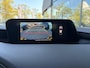 Mazda 3 2.0 e-SkyActiv-X M Hybrid 180 Comfort met Bose AUTOMAAT | LEDER | Bose Audio | A.CAMERA | HEAD-UP DISPLAY | APPLE CARPLAY/ANDROID AUTO | 18"LM VELGEN | NED.AUTO | DELAER ONDERHOUDEN |