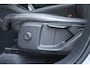 Volvo XC40 T2 R-Design | Verwarmbare voorstoelen en stuurwiel | Apple carplay/Android auto | Adaptieve cruise control | Keyless | Parkeersensor achter | Extra getint glas | 18 inch Lichtmetalen velgen