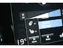 Volvo XC40 T2 R-Design | Verwarmbare voorstoelen en stuurwiel | Apple carplay/Android auto | Adaptieve cruise control | Keyless | Parkeersensor achter | Extra getint glas | 18 inch Lichtmetalen velgen