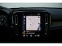 Volvo XC40 T2 R-Design | Verwarmbare voorstoelen en stuurwiel | Apple carplay/Android auto | Adaptieve cruise control | Keyless | Parkeersensor achter | Extra getint glas | 18 inch Lichtmetalen velgen