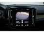 Volvo XC40 T2 R-Design | Verwarmbare voorstoelen en stuurwiel | Apple carplay/Android auto | Adaptieve cruise control | Keyless | Parkeersensor achter | Extra getint glas | 18 inch Lichtmetalen velgen