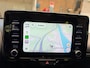 Toyota Yaris 1.5 Hybrid Active platinum pearl white