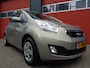 Kia Venga 1.4 CVVT Plus Pack 90PK Airco Cruise Trekhaak Navi Achteruitrijcamera Hoge-Instap NL-Auto