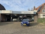 Toyota Yaris 1.5 Hybrid Dynamic 1e eigenaar, dealeronderhouden, parkeersensoren voor, parkeercamera achter, Apple Carplay, Android Auto, Toyota 10 jaar garantie programma, Toyota pechhulppas, rijklaarprijs incl. garantie en onderhoud!