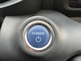 Toyota Yaris 1.5 Hybrid Dynamic 1e eigenaar, dealeronderhouden, parkeersensoren voor, parkeercamera achter, Apple Carplay, Android Auto, Toyota 10 jaar garantie programma, Toyota pechhulppas, rijklaarprijs incl. garantie en onderhoud!