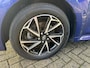 Toyota Yaris 1.5 Hybrid Dynamic 1e eigenaar, dealeronderhouden, parkeersensoren voor, parkeercamera achter, Apple Carplay, Android Auto, Toyota 10 jaar garantie programma, Toyota pechhulppas, rijklaarprijs incl. garantie en onderhoud!