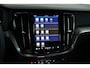 Volvo V60 2.0 T8 Plug-in hybrid AWD Ultimate Dark Panorama / Opendak / Harmankardon / HUD / Pilot assist