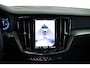 Volvo V60 2.0 T8 Plug-in hybrid AWD Ultimate Dark Panorama / Opendak / Harmankardon / HUD / Pilot assist