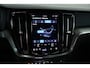 Volvo V60 2.0 T8 Plug-in hybrid AWD Ultimate Dark Panorama / Opendak / Harmankardon / HUD / Pilot assist