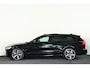 Volvo V60 2.0 T8 Plug-in hybrid AWD Ultimate Dark Panorama / Opendak / Harmankardon / HUD / Pilot assist