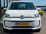 Volkswagen Up! 1.0 60pk BMT move up! | Executive pakket | Airco | LM Velgen | All Season banden | Bluetooth | DAB