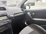 Volkswagen Polo 1.2 TSI Highline Cruise Control |Electronic Climate Controle | Extra Getint Glas | Lederen Stuurwiel en Versnellingspook | Lichtmetalen Velgen 15'' | Sportstoelen | Audio Installatie | Multimedia-Voorbereiding | Parkeersensor Achter