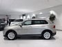 Volkswagen Tiguan 1.4 TSI ACT Comfortline Airco | Airco Seperaat Achter | Autonomous Emergency Braking | Comfortstoelen | Cruise Control | Lichtmetalen Velgen 17'' | Multimedia-Voorbereiding | Parkeersensor Voor en Achter | Regensensor | Rijstrooksensor | Start/Stop Systeem | Vermoeidheidsherkenning | Vervolgbotsing Preventie | Keyless Entry | Voorstoelen Verwarmd | Apple Carplay/Android Auto | LED Koplampen Adaptief | Parkeer Assistent | Rondomzicht Camera | Alarmsysteem | Navigatiesysteem Full Map | Velours Bekleding | Elektrisch Glazen Panoramadak | Voorstoelen met Massagefunctie | Spraakbediening | Trekhaak Elektrisch Uitklapbaar